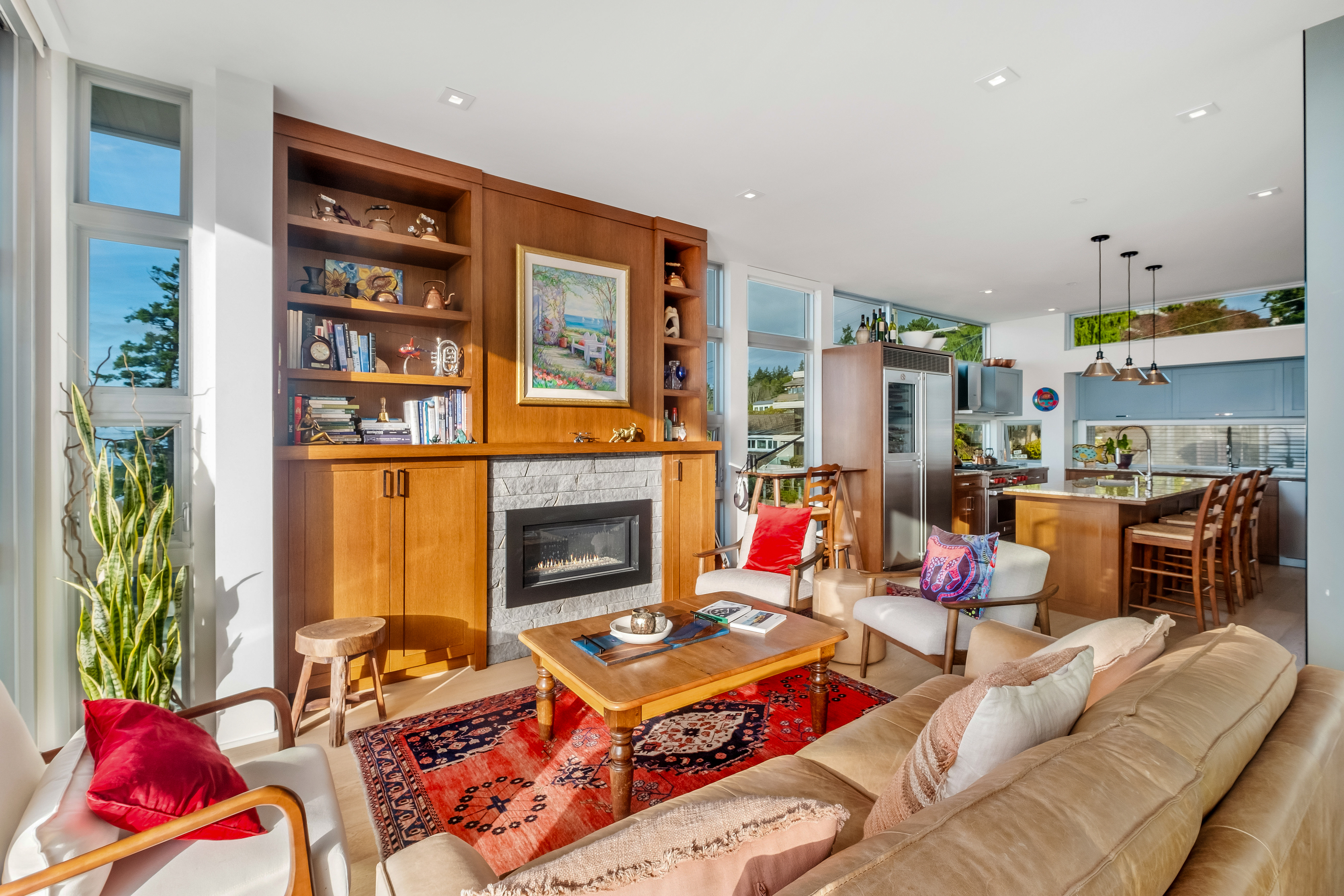 15046 Buena Vista Avenue